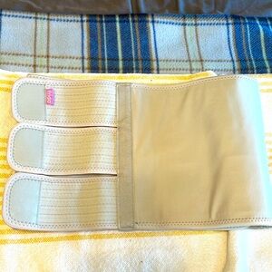 Frida mom postpartum abdominal support binder. Hardly worn